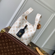 LV Shopping Bags